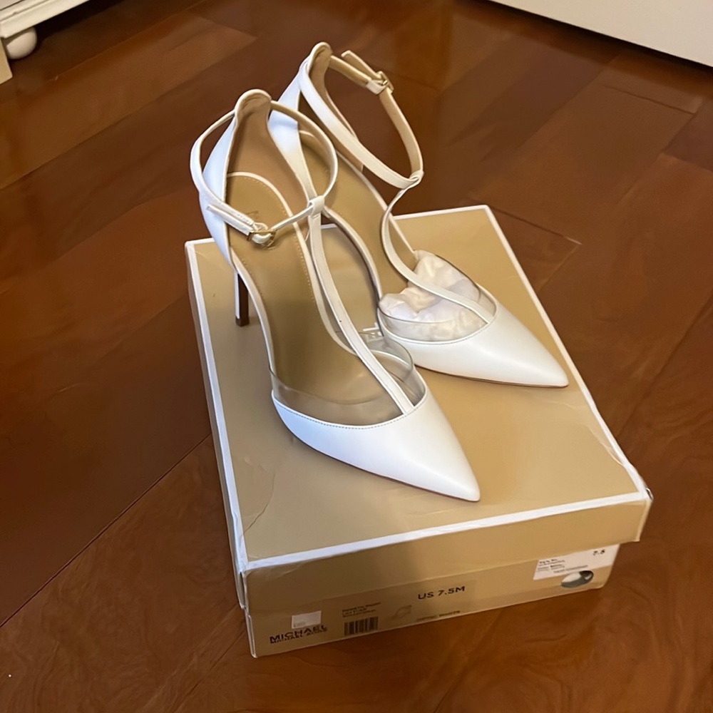 Micheal Kors Heels
